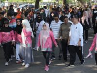 Munafri dan Aliyah Pimpin Aksi Bersih di Losari, Dorong Makassar Bebas Sampah