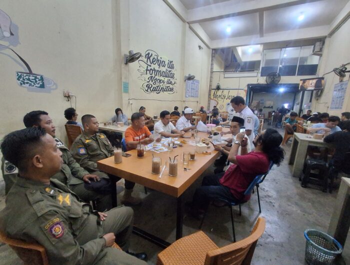 PD Pasar Makassar Tertibkan Pedagang Bayangan, Relokasi Difokuskan di Zona Aman