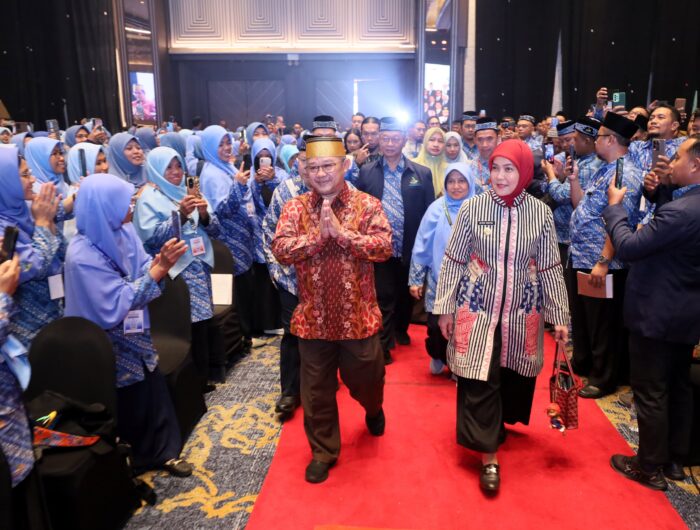 Aliyah Mustika Ilham Resmi Buka Munas VI JSIT Indonesia di Makassar