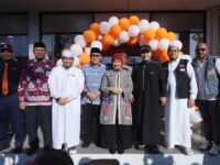 Aliyah Mustika Ilham Resmikan Almaz Fried Chicken Tanjung Makassar, Dorong Inklusi Sosial dan Pemerataan Ekonomi