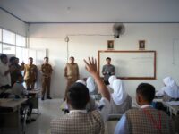 Wali Kota Makassar Sidak SMPN 53, Temukan Fasilitas Memprihatinkan dan Janjikan Perbaikan