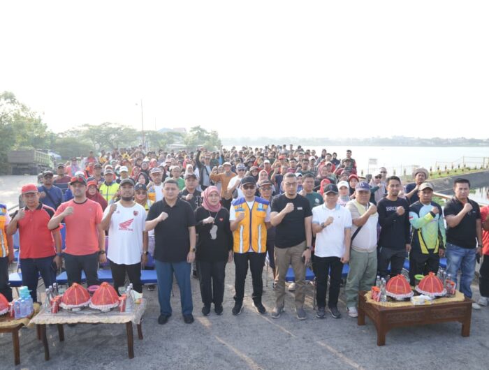 Wali Kota Makassar Ajak Warga Bersihkan Saluran Jelang Musim Hujan