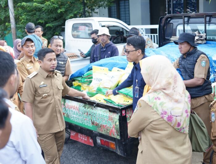 Jaga Stabilitas Harga dan Daya Beli, Wali Kota Parepare Tasming Hamid Gelar Pasar Murah